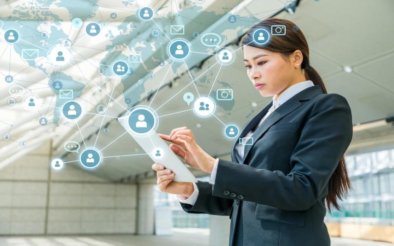 The Dynamics of Organic and Paid Media in Marketing